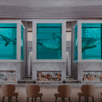 El Bar Unknown se estrena con controversial obra de Damien Hirst