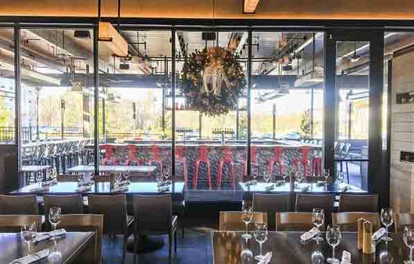 Enjoy the best craft cocktails in these Philadelphia rooftops