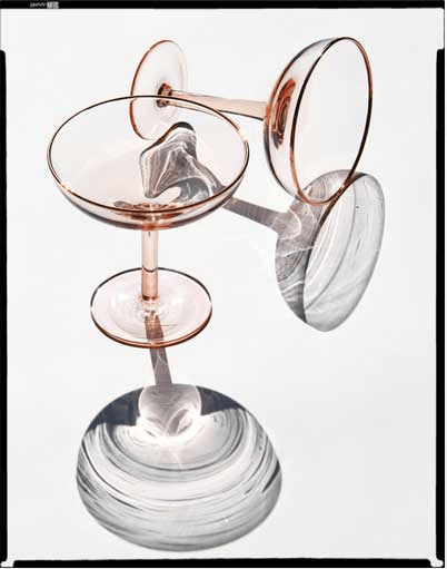 Lot de deux verres rosés à champagne aux rebords dorés Klevering