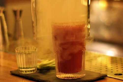 Deux recettes de cocktails fumés à base de mezcal