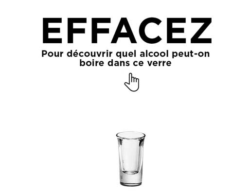 Quel cocktail bleu pouvez-vous déguster dans ce verre ? Glissez votre doigt sur la photo pour découvrir back