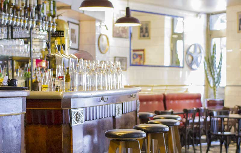 7 Best Cocktail Bars to Visit in Paris