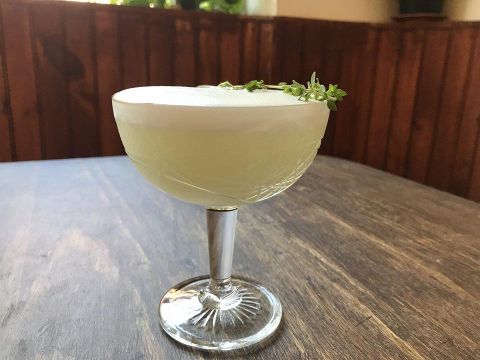 Meilleurs cocktails à base d’herbes fraîches pour l’automne