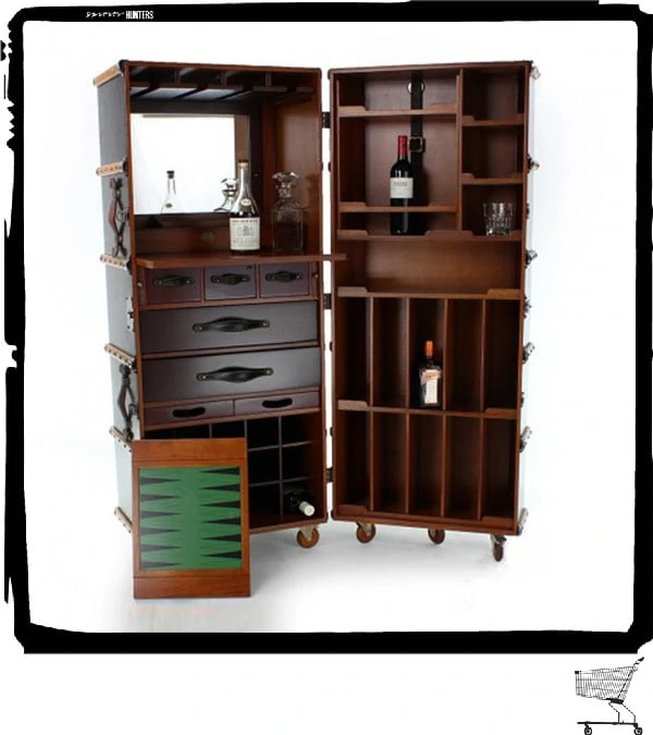 An elegant mobile furniture for your bar at home