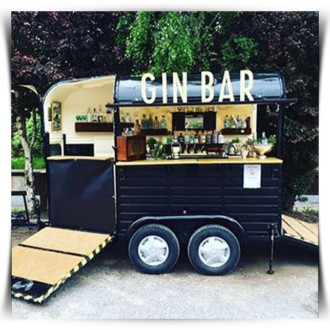 «C’est L’occaz», un bar ambulante que revive la comunidad