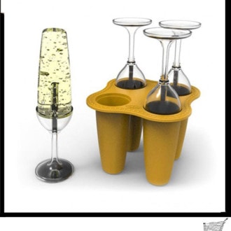 The champagne flute moulds for ice pops that will make your summer!