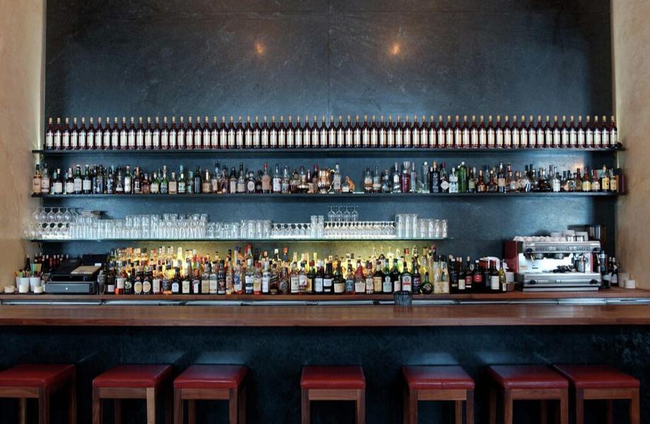 bar