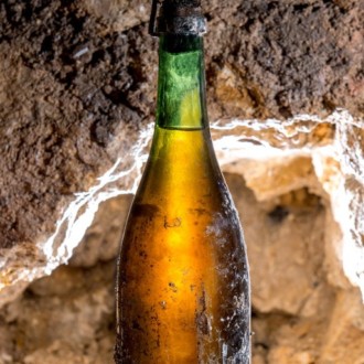 La historia del millón de botellas de champagne perdidas