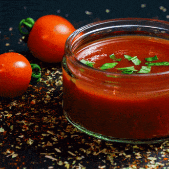 Vodka and tomato to prepare delicious gnocchi