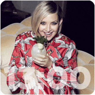 Actress Kate Hudson unveils a brand of vodka