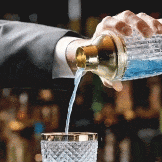 Bucherer and bartender Kevin Fernandes create a special cocktail