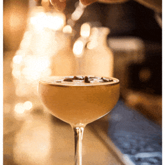 A perfect cocktail with cognac for the beautiful days of spring