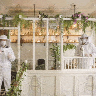 In this London bar, beekeepers are the new bartenders in the face of Covid-19