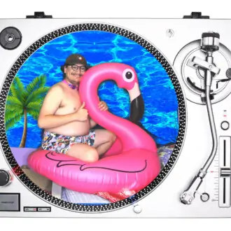 Music for a bar night out: FrankJavCee – Raining in LA