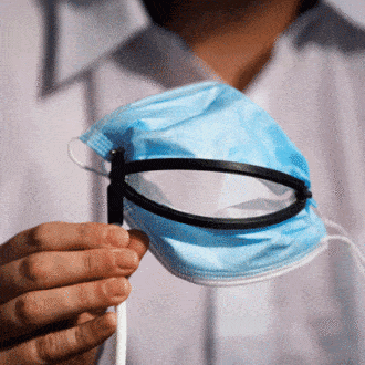 ¿Cómo usar una mascarilla en un bar o en un restaurante?