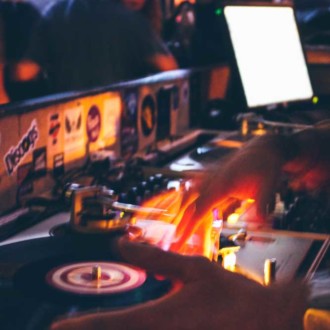 For music lovers – music fans – discover the Good Bar