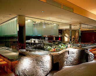 Suntory cuenta abrir unos 100 restaurantes en China continental