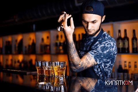 alexandr nikitchenko bartender