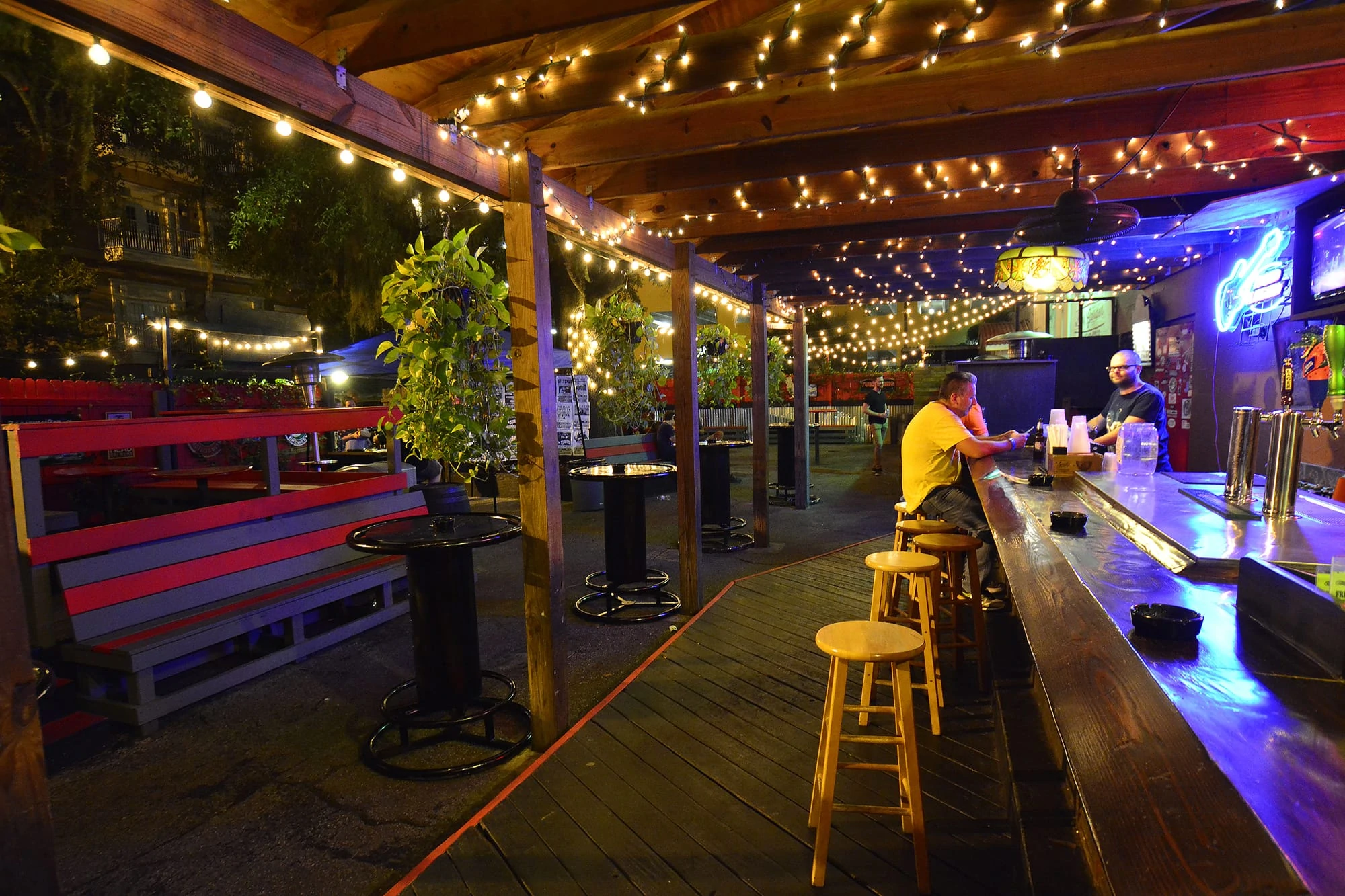 The list of the 25 best rock bars in the United States