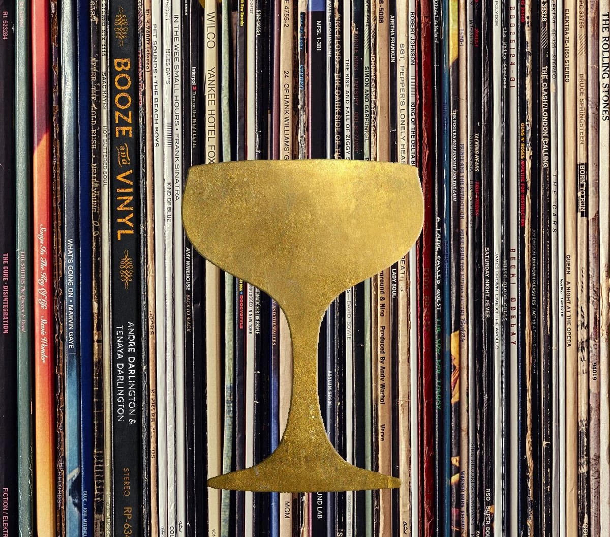 Come si abbinano i cocktail e la buona musica? Il libro Booze & Vinyl ha la risposta.