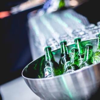 ¿Por qué esta cerveza Heineken tiene precios distintos en Kinshasa?