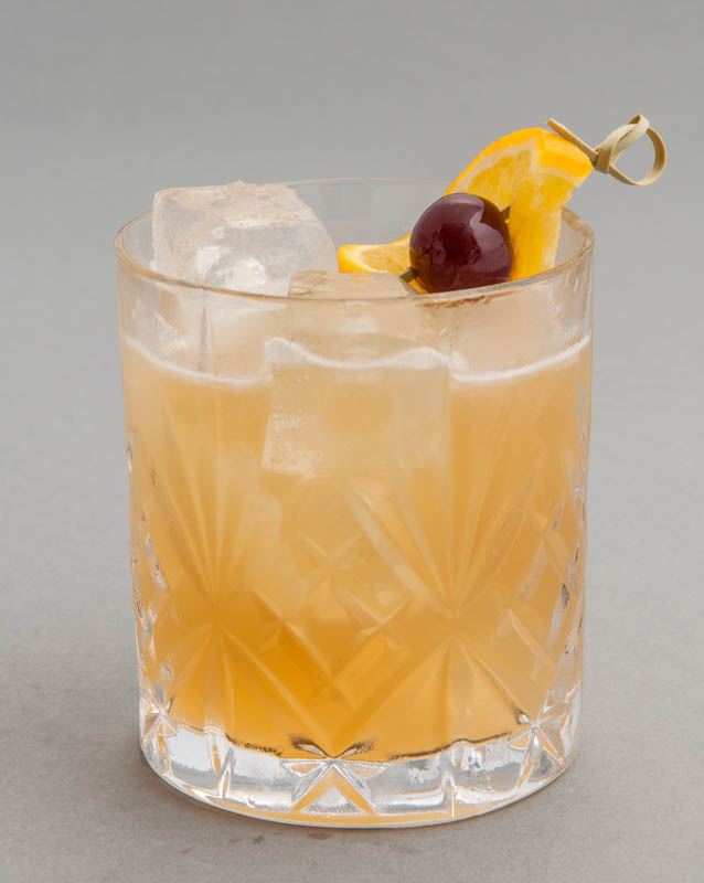 whiskey sour cocktail