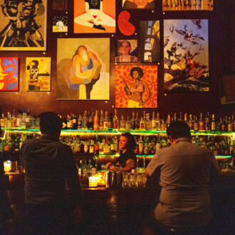 Covid-19: Bares de Inglaterra cercanos a la full reapertura