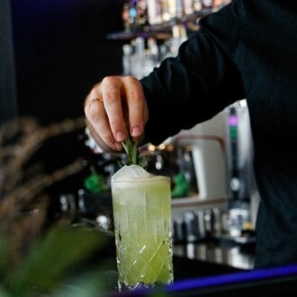 Bartender ou mixologue ? Cet art maginifique défini