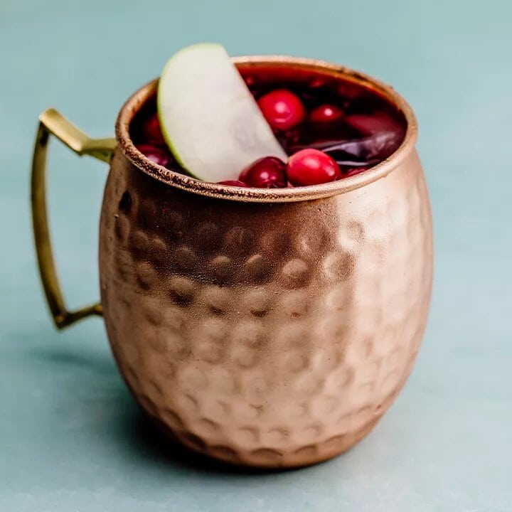 apple cranberry moscow mule thanksgiving cocktail