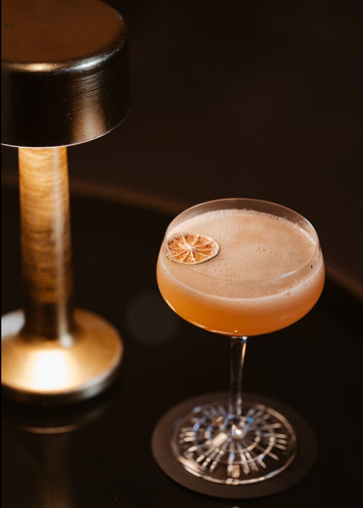curtain club bar