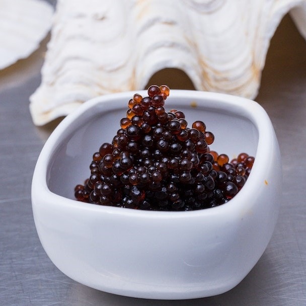 martini garnish caviar