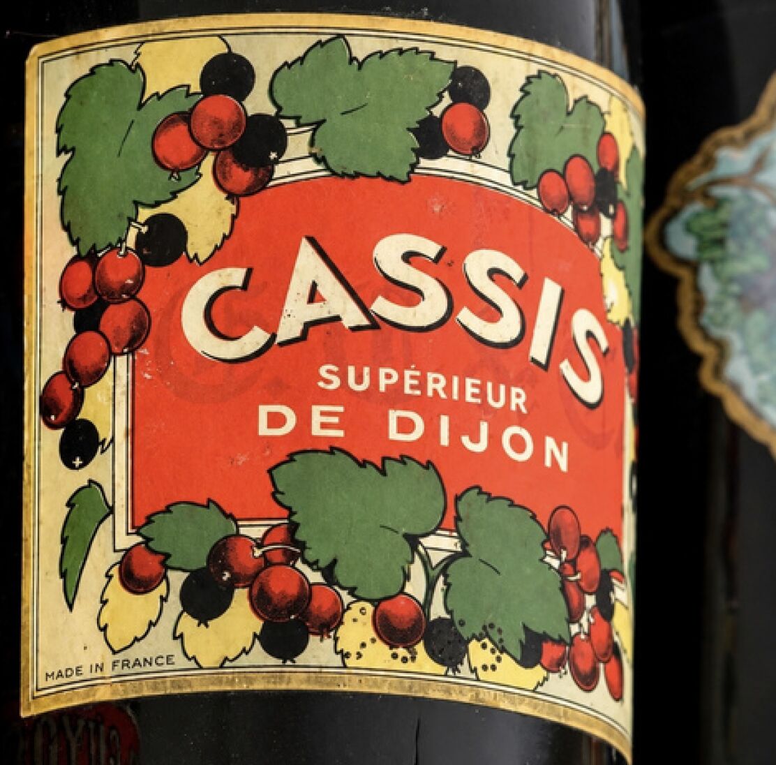 bouteilles de bistrot français aux enchères